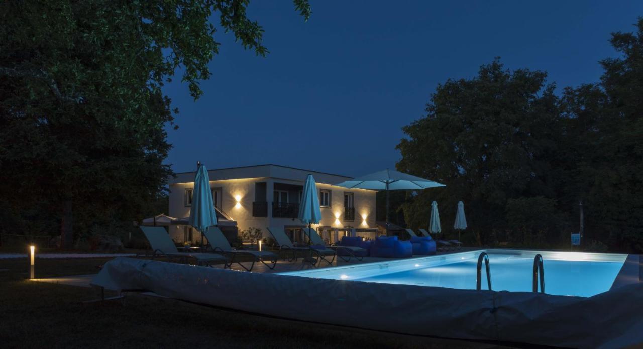 Luxury Villa Cetiri Hrasta Pican Bagian luar foto